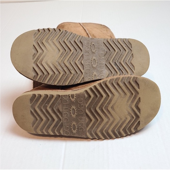 UGG Classic Tall Boots - Picture 7 of 12